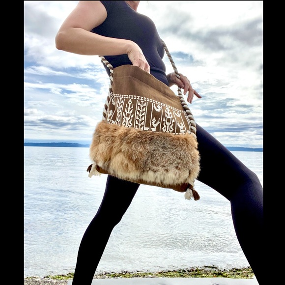 VINTAGE Fur and Textile Purse - Picture 3 of 8